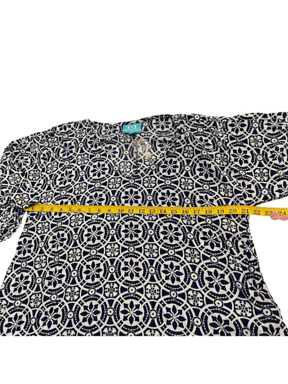 Escapada Printed Top Womens Navy Blue White 1/2 Sleeve V Neck Blouse Size M - Picture 7 of 9